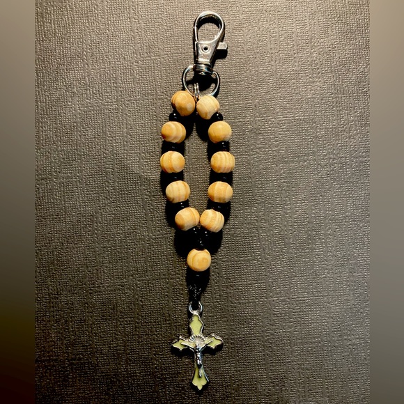 Keychain Rosary - Picture 5 of 6